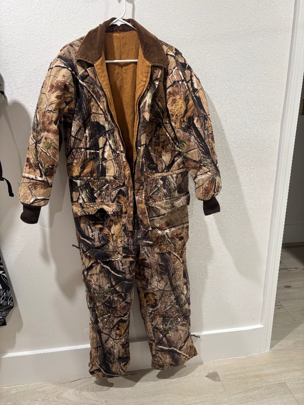 WALL'S Legend REVERSIBLE Camo and Brown Duck/Realtree Camo Hunting Coverall Med.